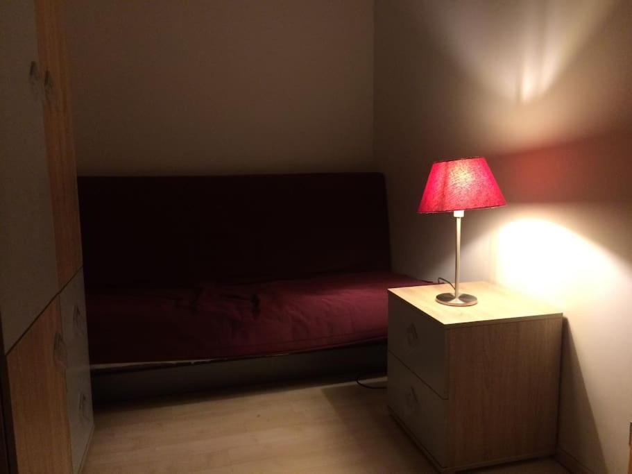 Nice Room, Комната, Pokoj Miedzy Airport Wro A Centrum فروتسواف المظهر الخارجي الصورة