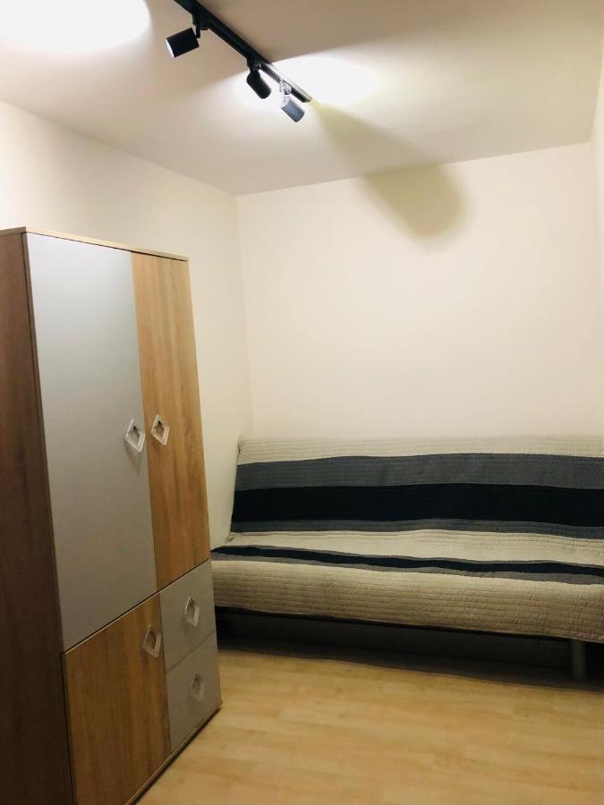 Nice Room, Комната, Pokoj Miedzy Airport Wro A Centrum فروتسواف المظهر الخارجي الصورة